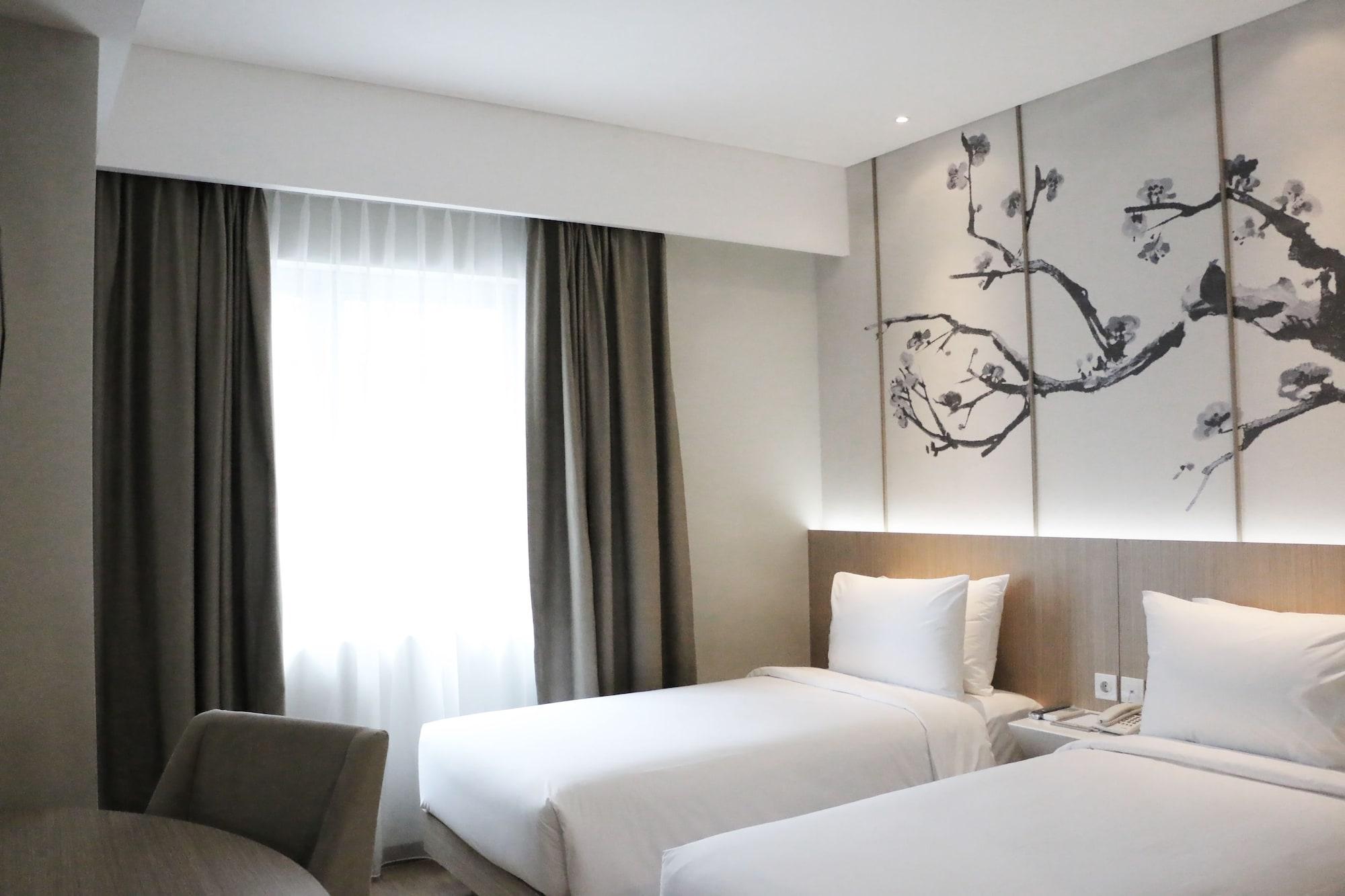 Hotel Santika Mega City Bekasi Extérieur photo