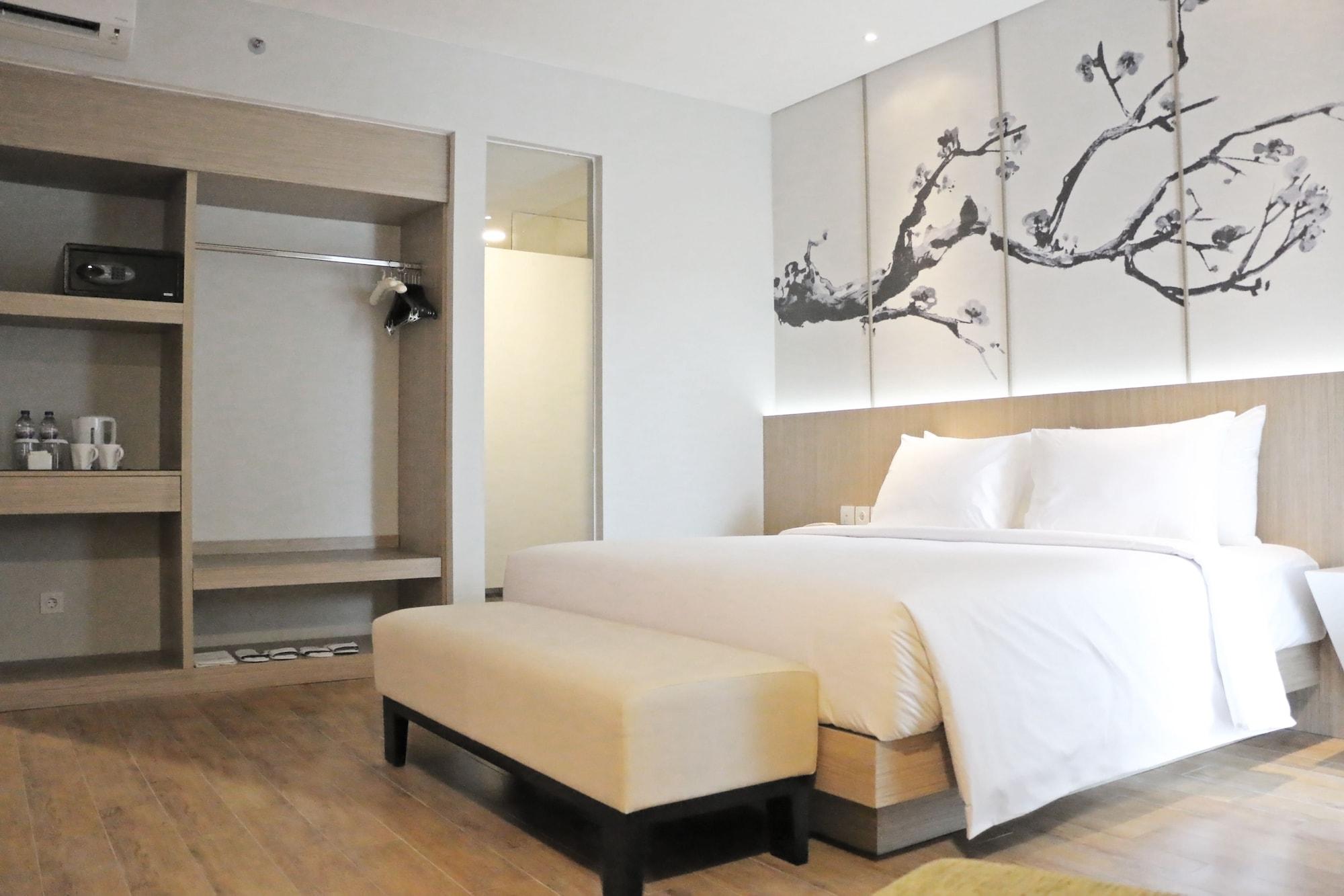 Hotel Santika Mega City Bekasi Extérieur photo