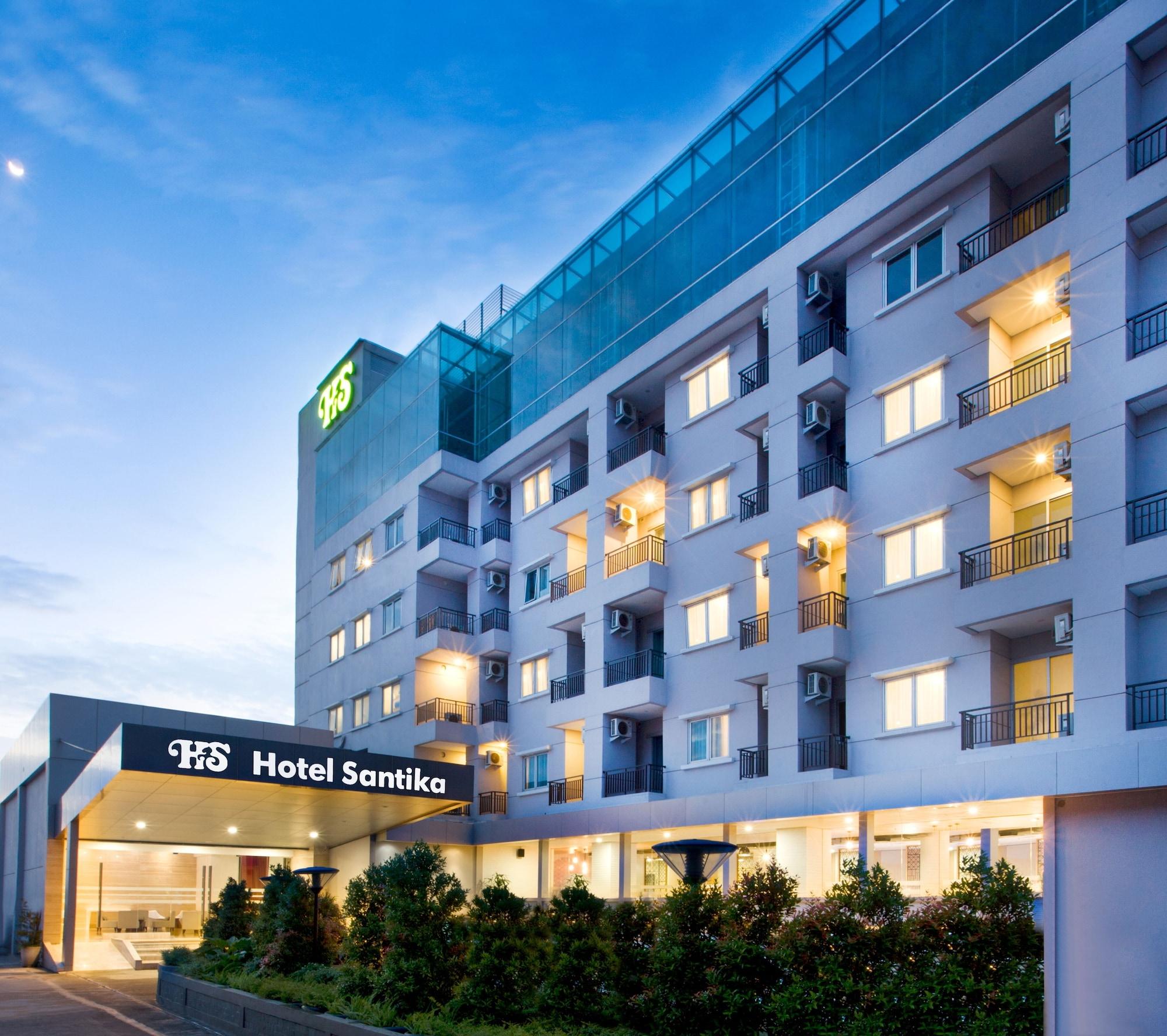 Hotel Santika Mega City Bekasi Extérieur photo