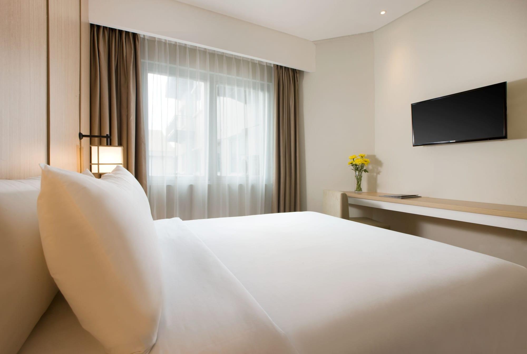 Hotel Santika Mega City Bekasi Extérieur photo